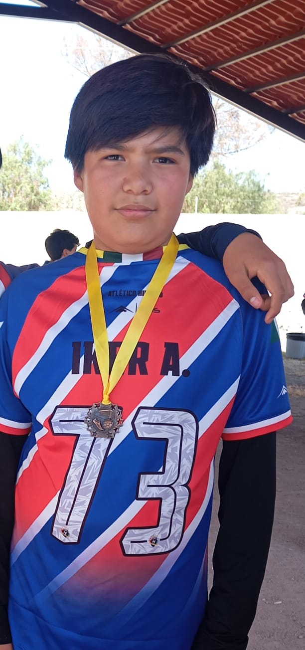 IKER ARTURO LARIOS CORONA